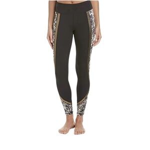 Betsey Johnson Performance Leggings